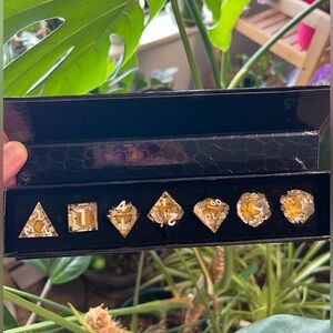Floral 7 Piece RPG DND Dice
